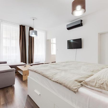 Free Days Luxury Apartment Praag Buitenkant foto