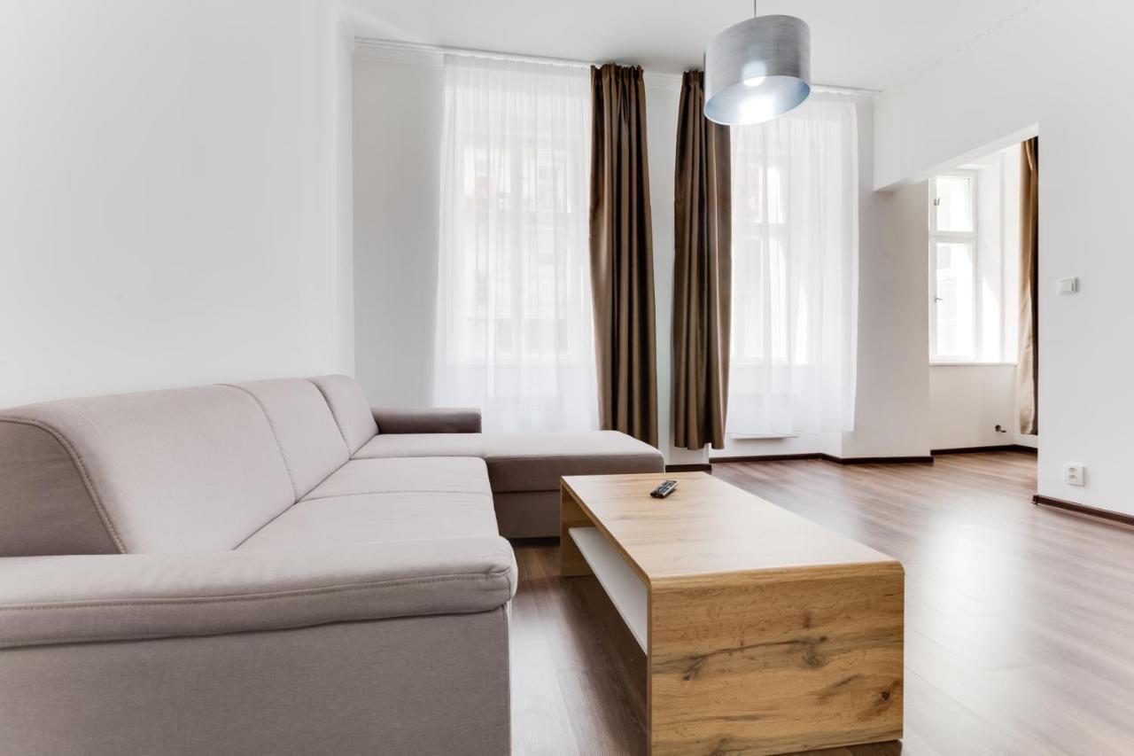 Free Days Luxury Apartment Praag Buitenkant foto