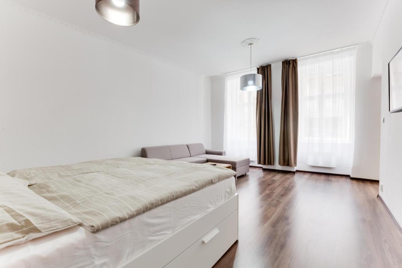 Free Days Luxury Apartment Praag Buitenkant foto