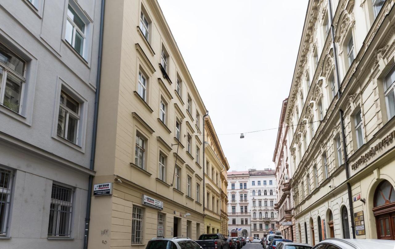 Free Days Luxury Apartment Praag Buitenkant foto